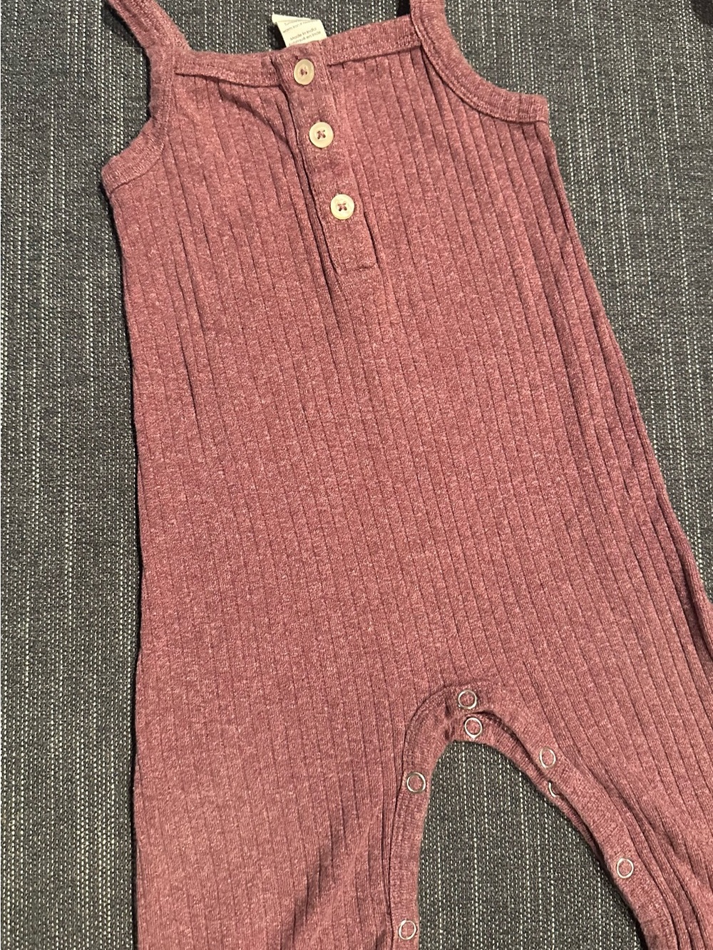 Kate Quinn Mauve Ribbed Sleeveless Romper with Button Front